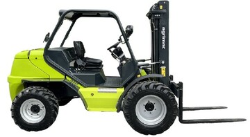 CHARIOT TOUT TERRAIN HYDROSTATIQUEDIESEL 3500 kg  4 roues motrices