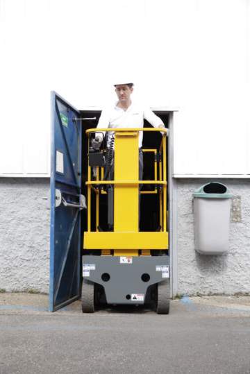 Louer votre nacelle à mât vertical Haulotte STAR 6 Nacelles à mât vertical Haulotte STAR 6 et 10 en location courte ou longue durée